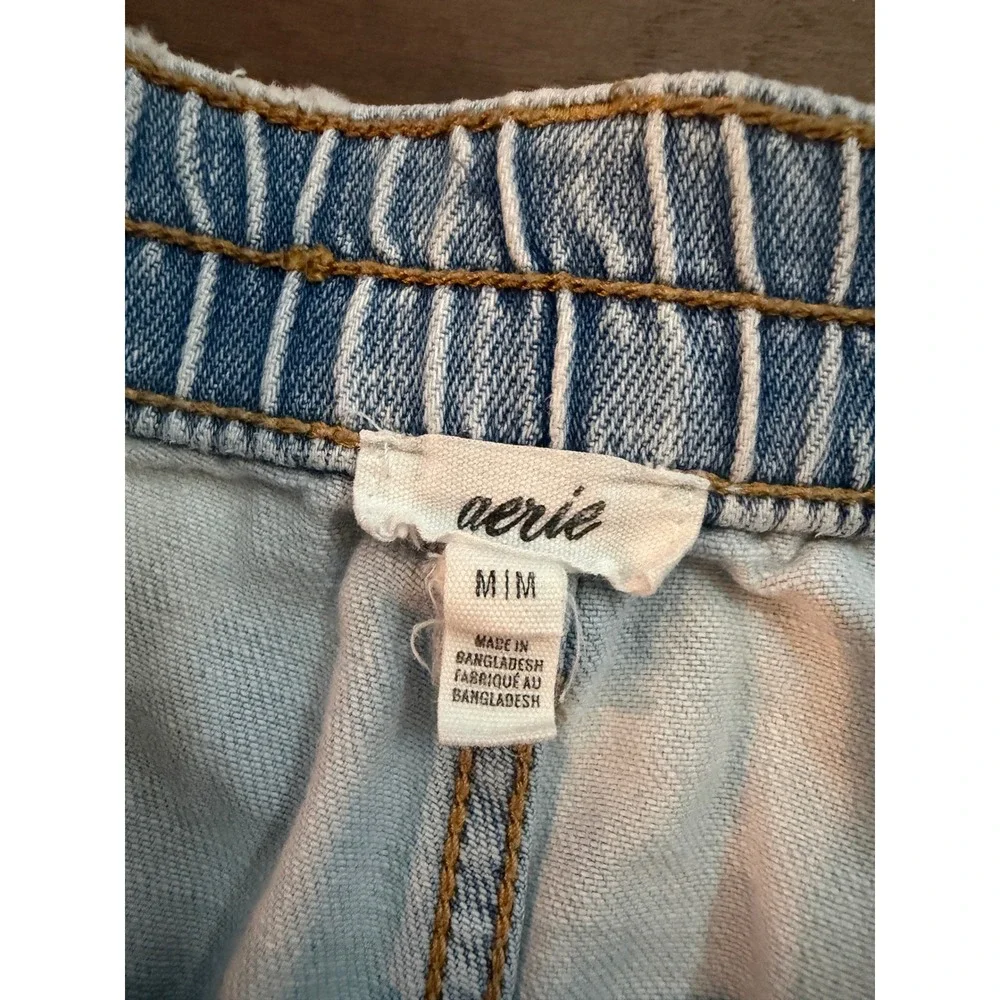 Aerie Denim Shorts Womens Medium Light Blue Distressed Frayed Hem Relaxed Summer